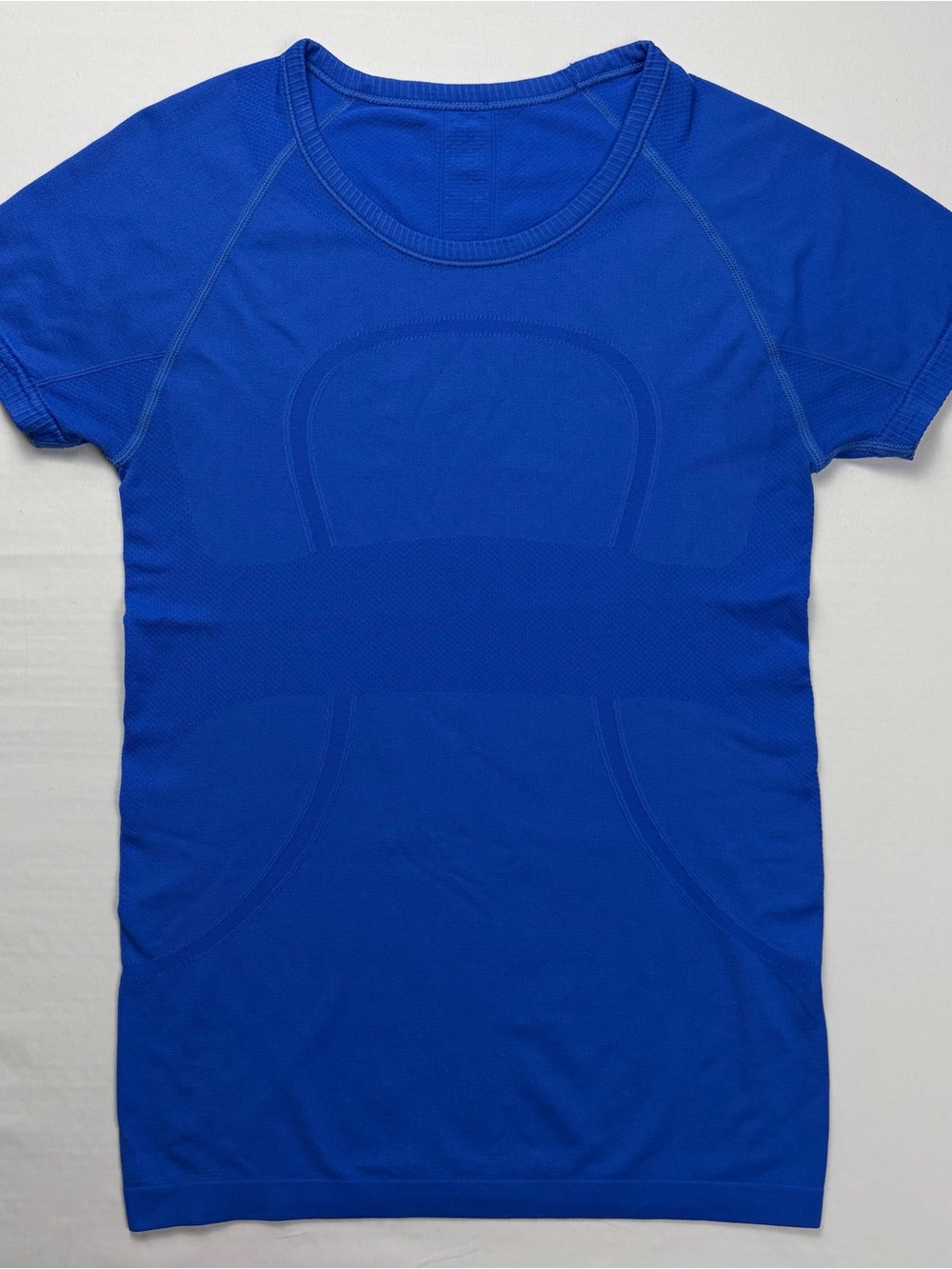 Lululemon Run Swiftly Tech Short Sleeve Size 4 Pigment Blue